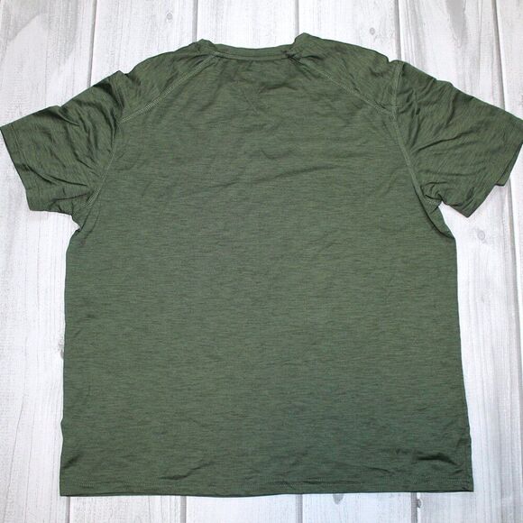 Eddie Bauer Men's Moisture-Wicking Resolution Tee - Picture 5 of 5